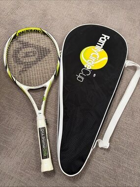 Dunlop Biomimetic Tennis Racket with Black Carry Case